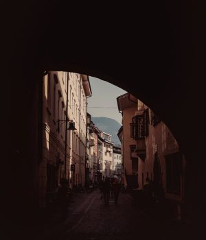 hoch3media-F1LWWMATXEg-unsplash